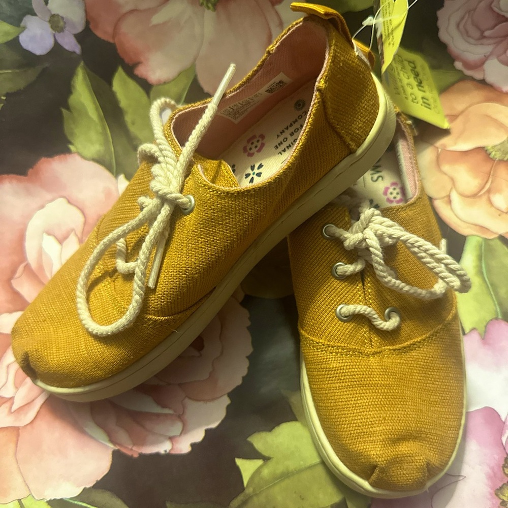Tom’s Youth alumni Sunflower Heritage Canvas Shoes